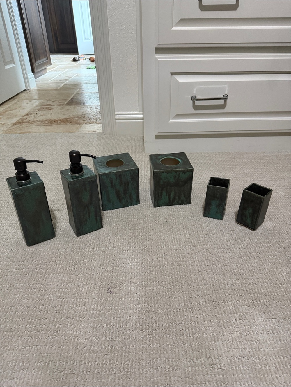 Rustic Green ceramic  Bathroom Accessory Set.  6 pieces.